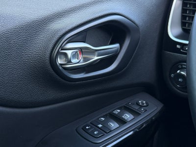 2023 Jeep Cherokee Altitude