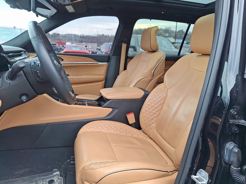 2023 Jeep Grand Cherokee L Summit