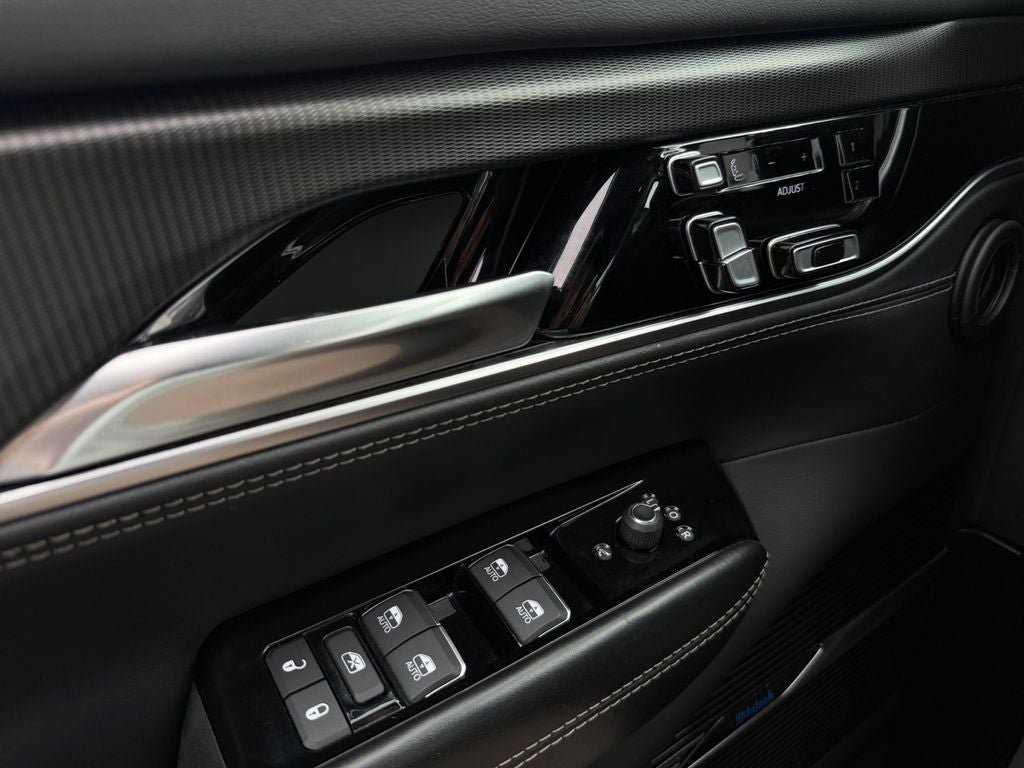 2024 Jeep Grand Wagoneer L Series II