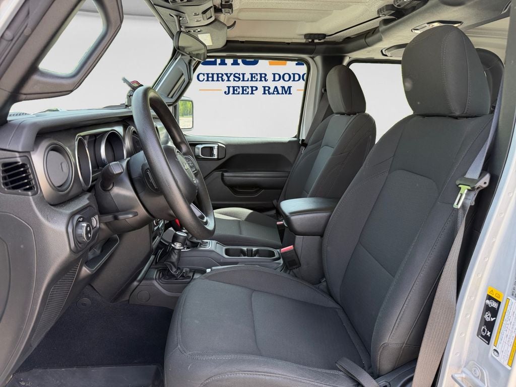 2023 Jeep Gladiator Sport