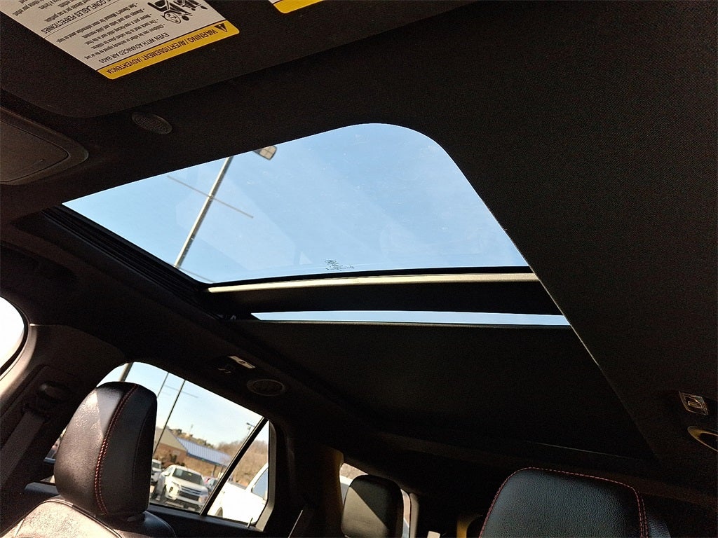 2024 Ford Explorer ST-Line