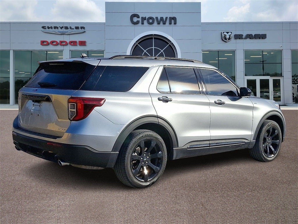 2024 Ford Explorer ST-Line