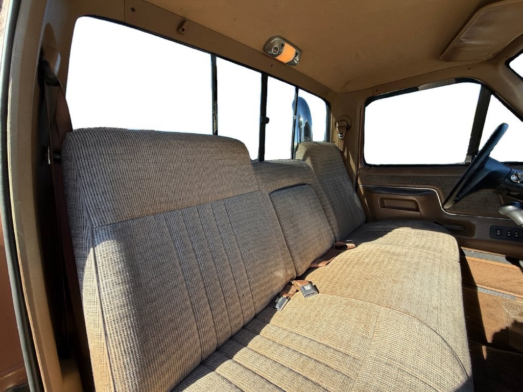 1988 Ford F-350 Base