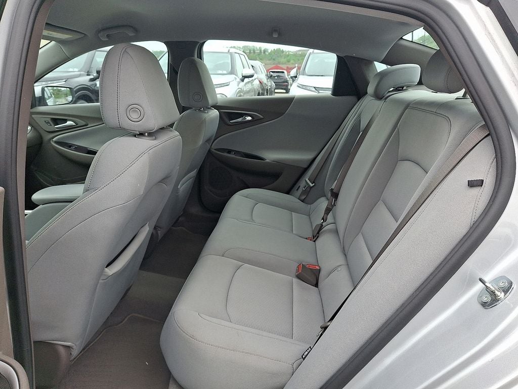 2022 Chevrolet Malibu LS 1FL