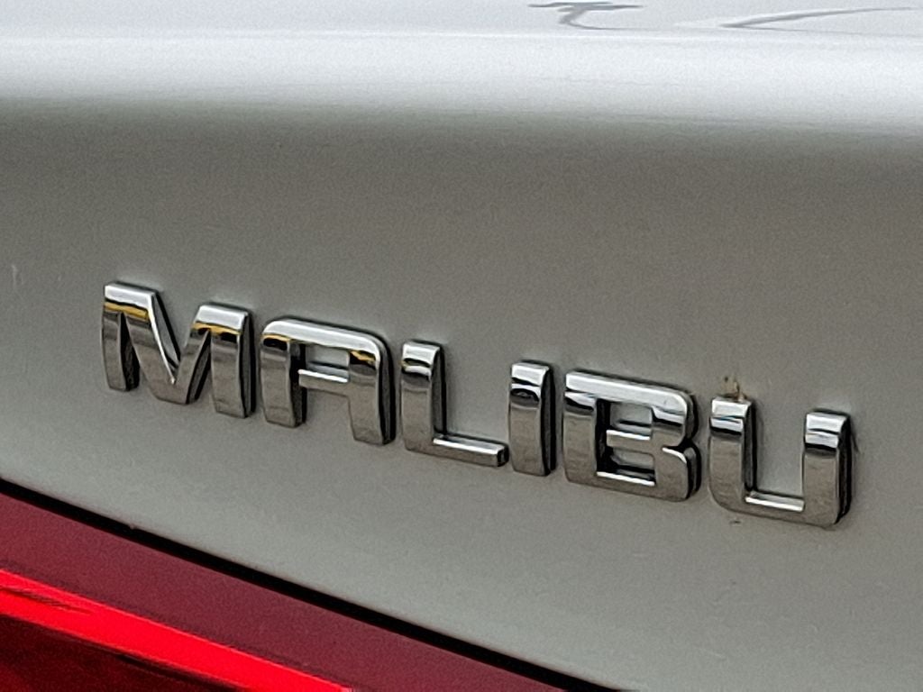 2022 Chevrolet Malibu LS 1FL