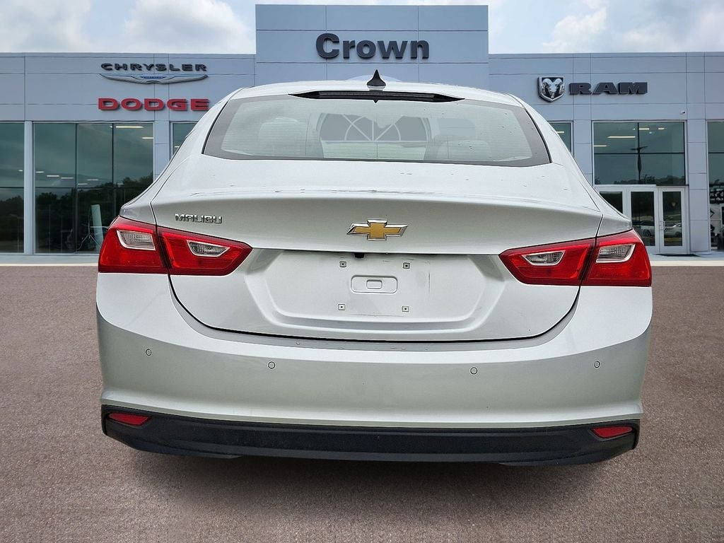2022 Chevrolet Malibu LS 1FL