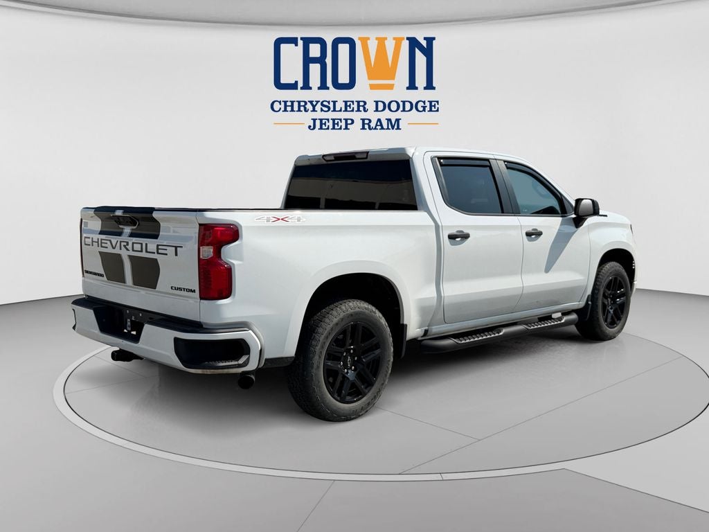 2023 Chevrolet Silverado 1500 Custom
