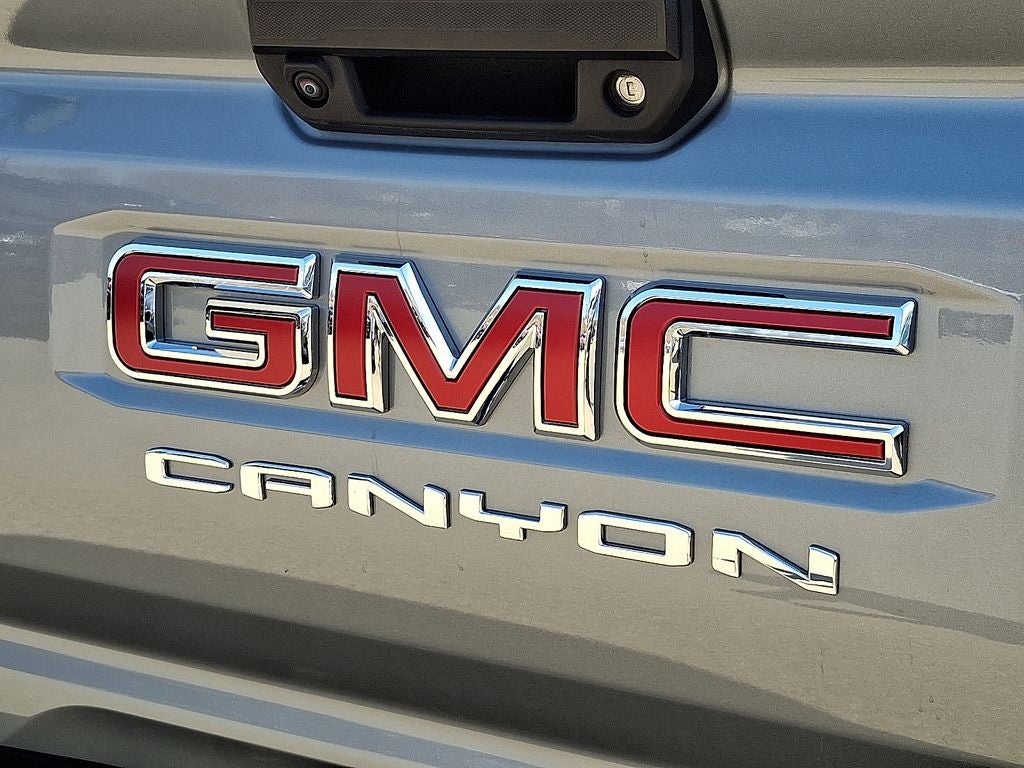 2023 GMC Canyon AT4