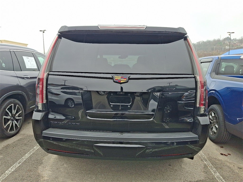 2020 Cadillac Escalade Luxury