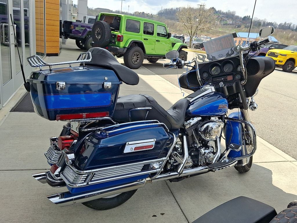 2004 Harley-Davidson FLHTCI Cruiser
