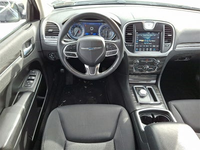 2021 Chrysler 300 Touring