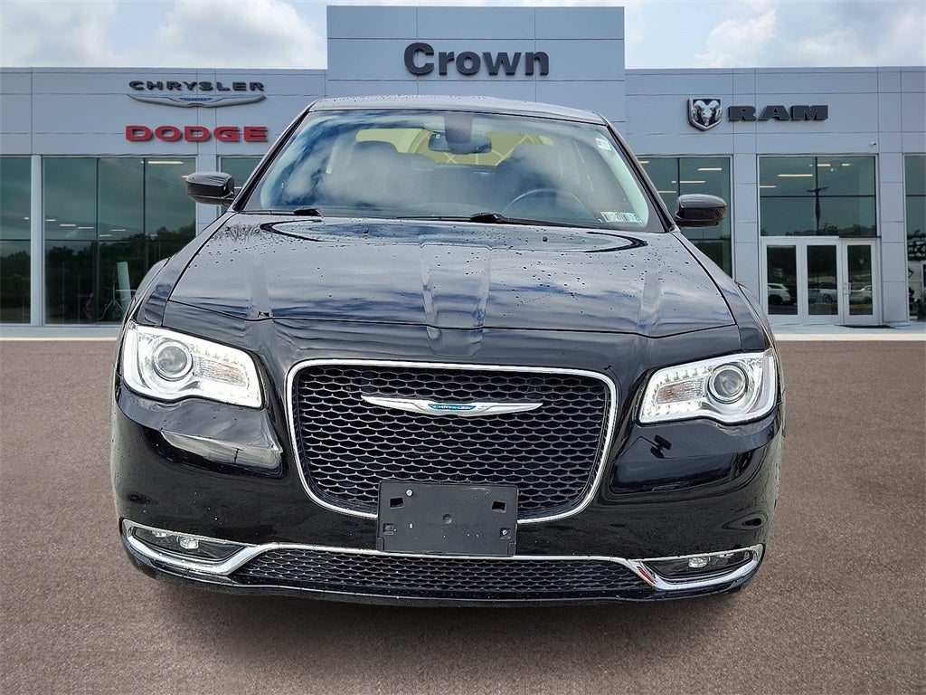 2021 Chrysler 300 Touring