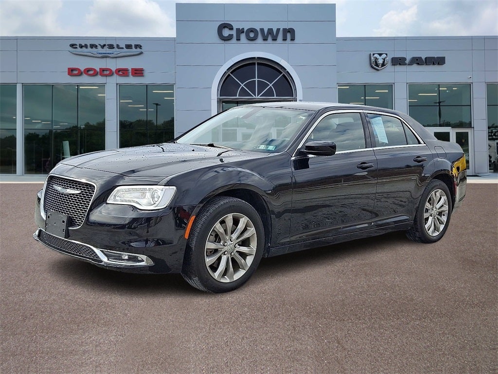2021 Chrysler 300 Touring