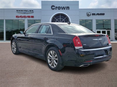2021 Chrysler 300 Touring