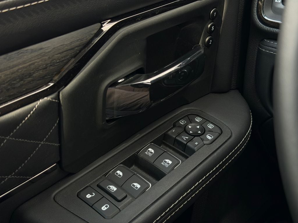 2025 RAM 3500 Limited