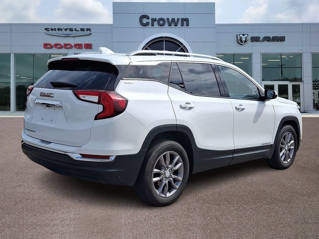 2024 GMC Terrain SLT
