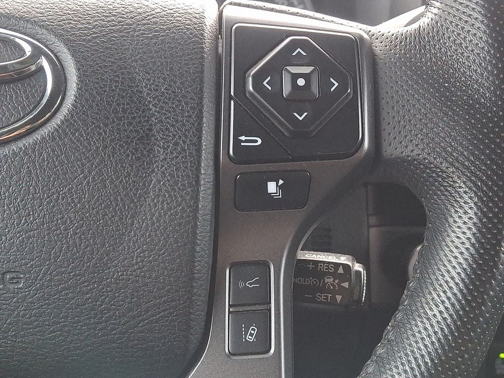 2022 Toyota Tacoma TRD Off-Road V6