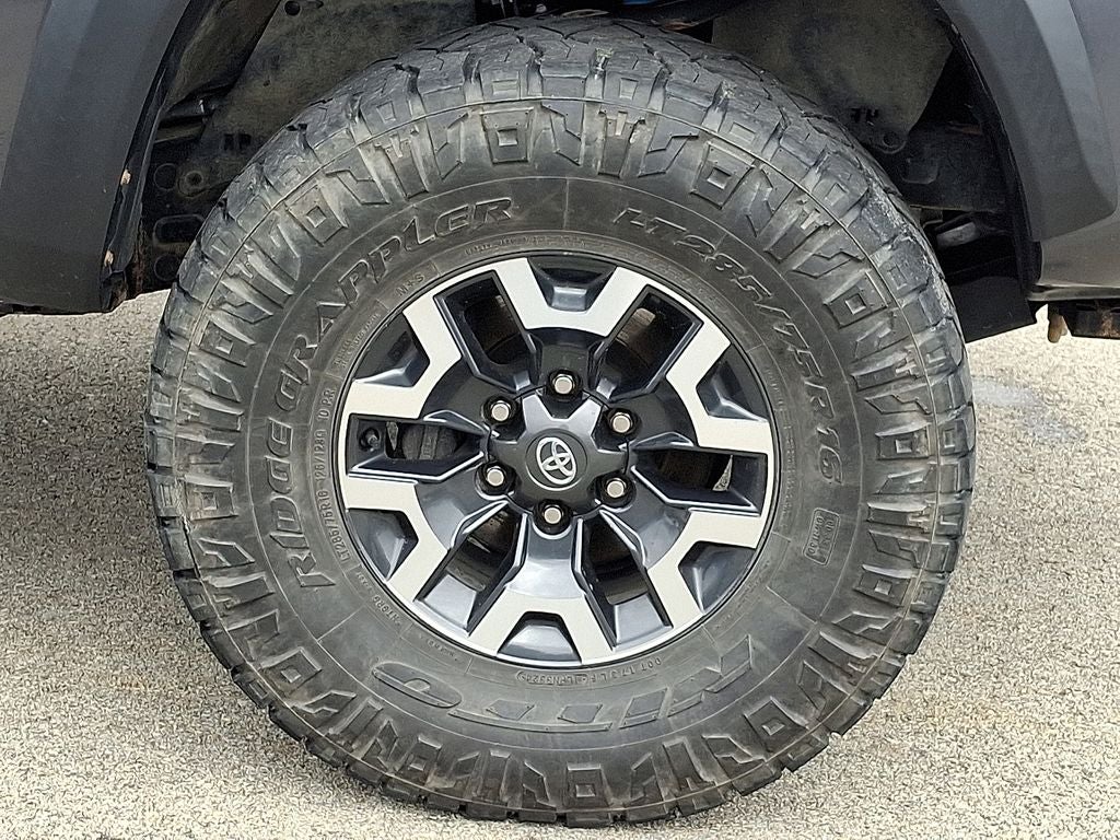 2022 Toyota Tacoma TRD Off-Road V6