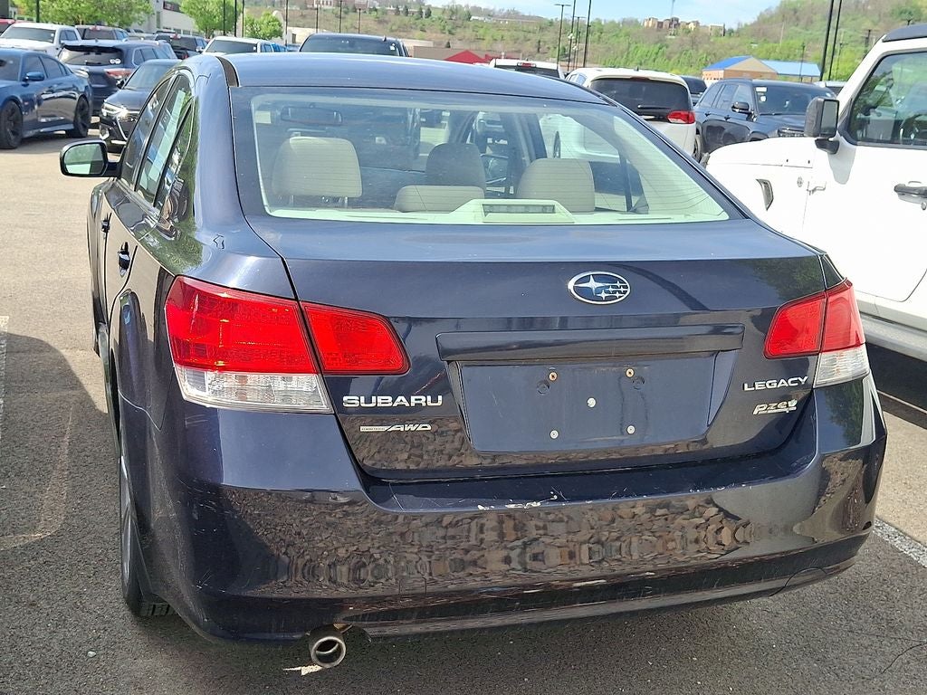 2013 Subaru Legacy 2.5i Premium
