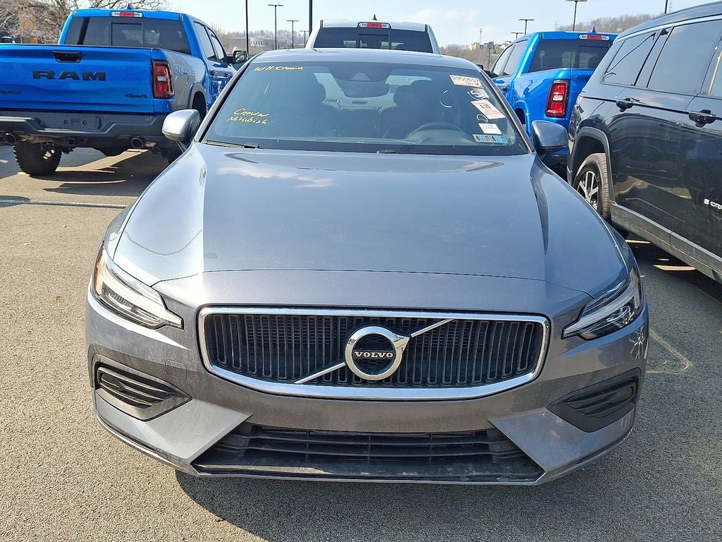 2020 Volvo S60 T5 Momentum