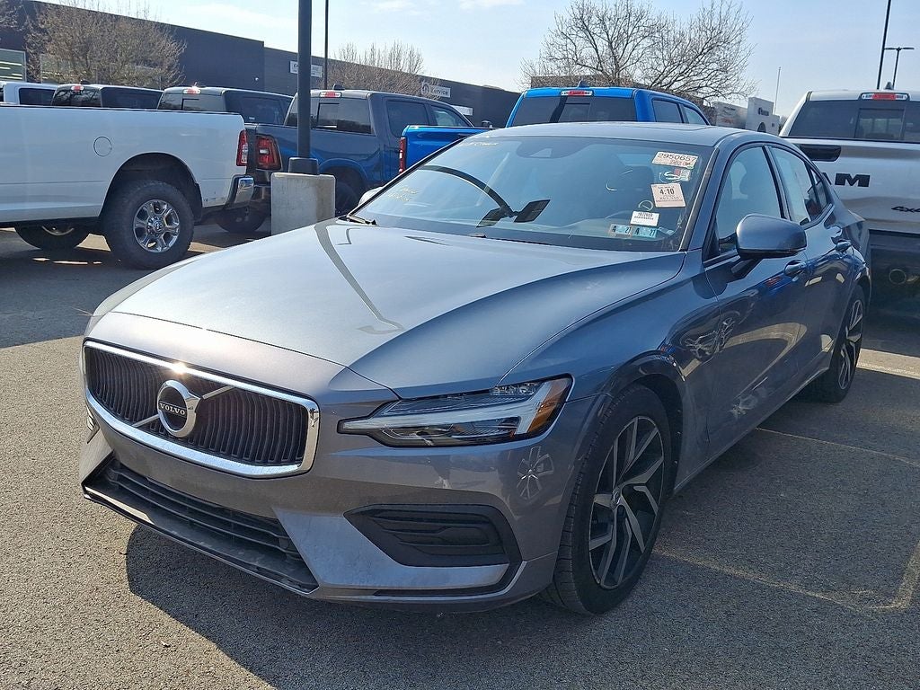 2020 Volvo S60 T5 Momentum