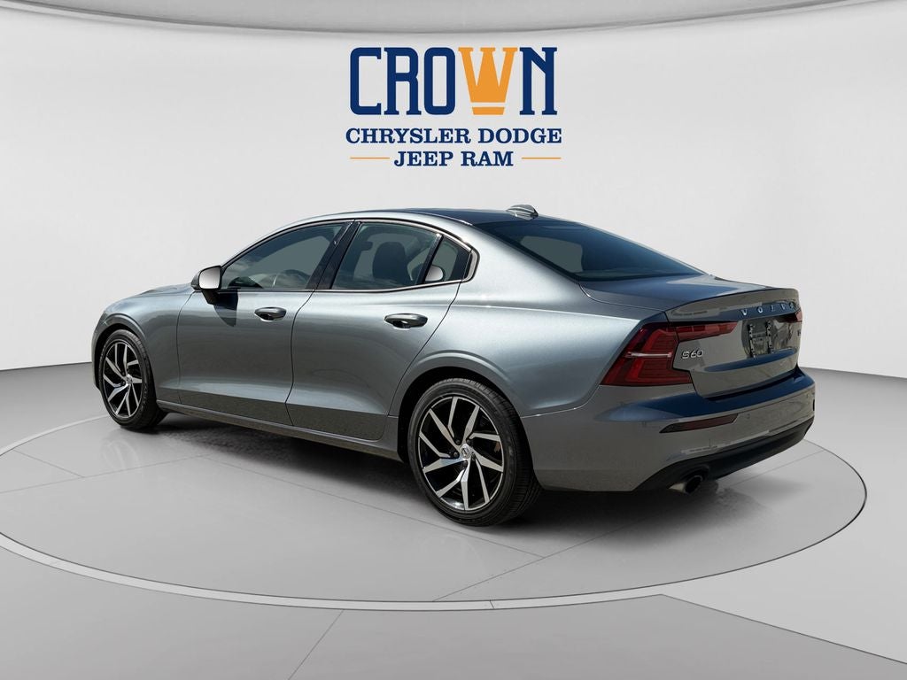 2020 Volvo S60 T5 Momentum