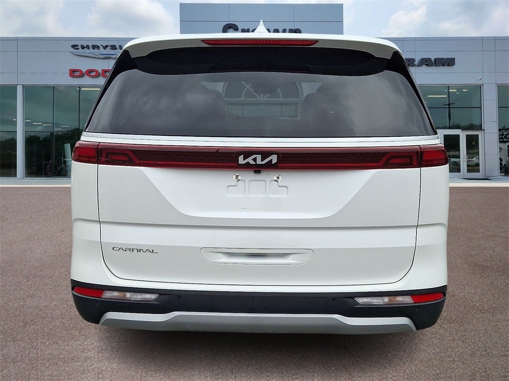 2024 Kia Carnival EX