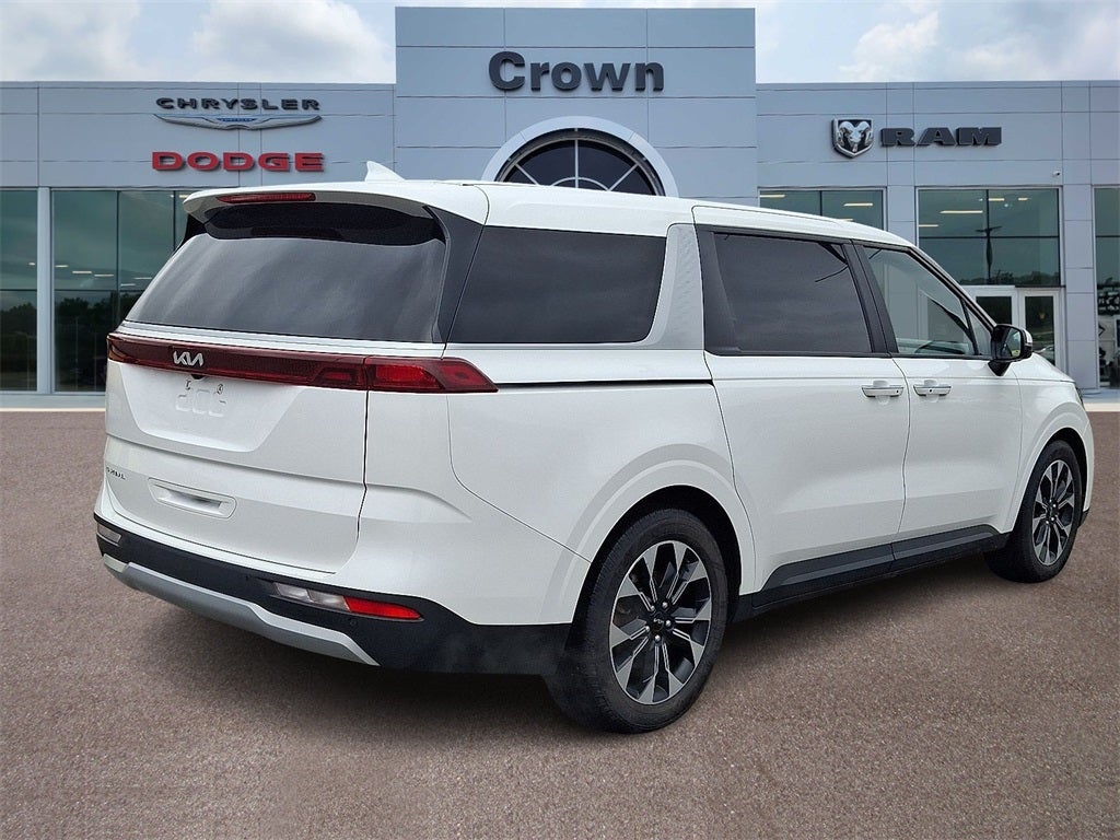 2024 Kia Carnival EX