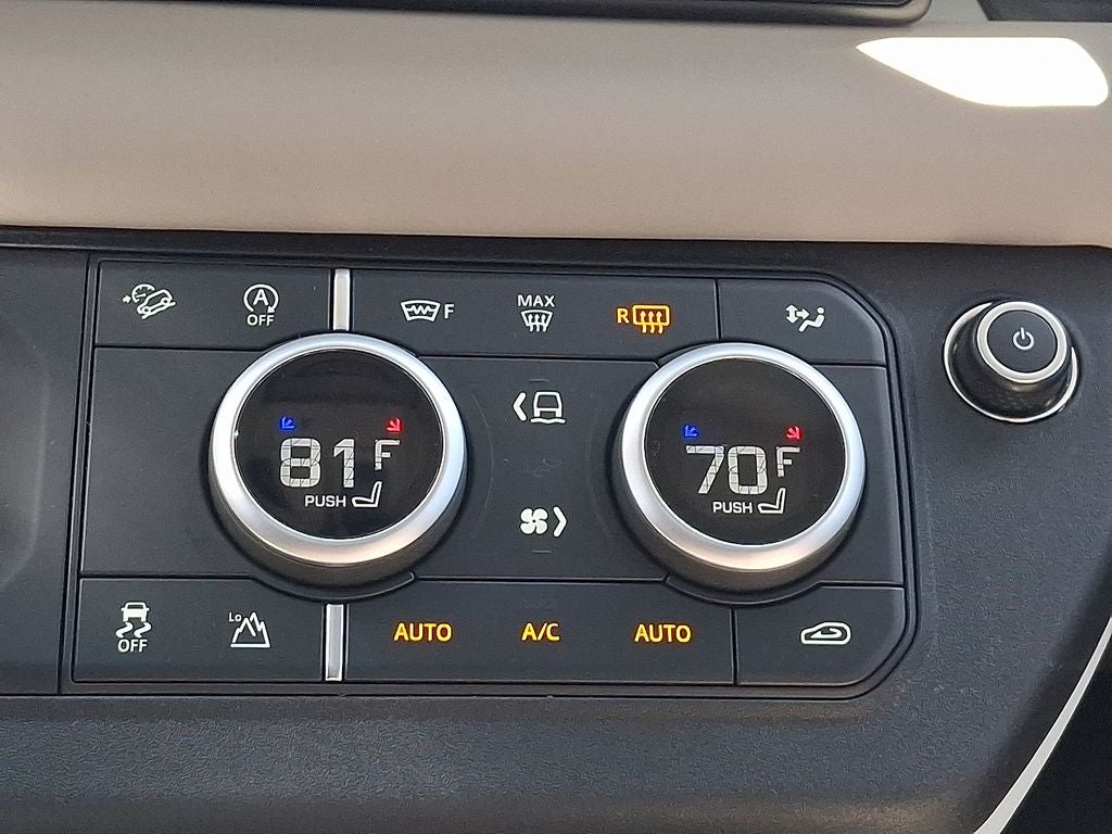 2024 Land Rover Defender 110 X-Dynamic SE