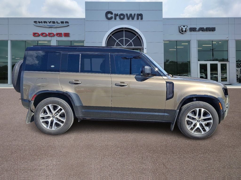 2024 Land Rover Defender 110 X-Dynamic SE