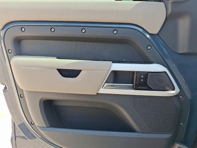 2022 Land Rover Defender 110 S