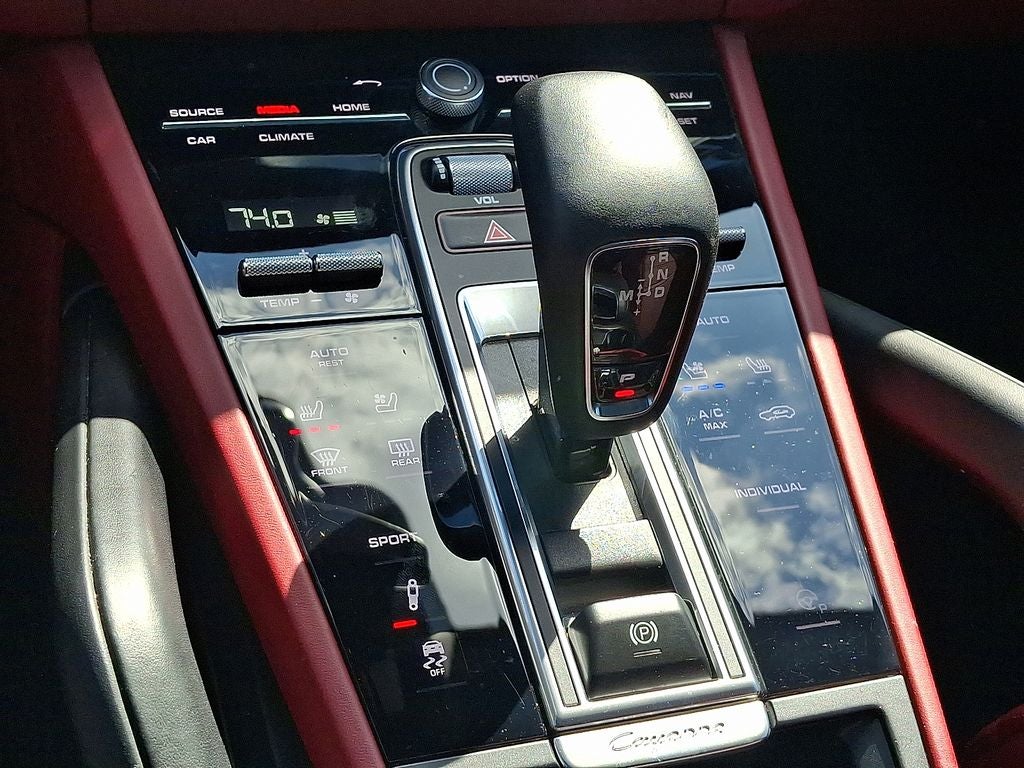 2022 Porsche Cayenne S Platinum Edition