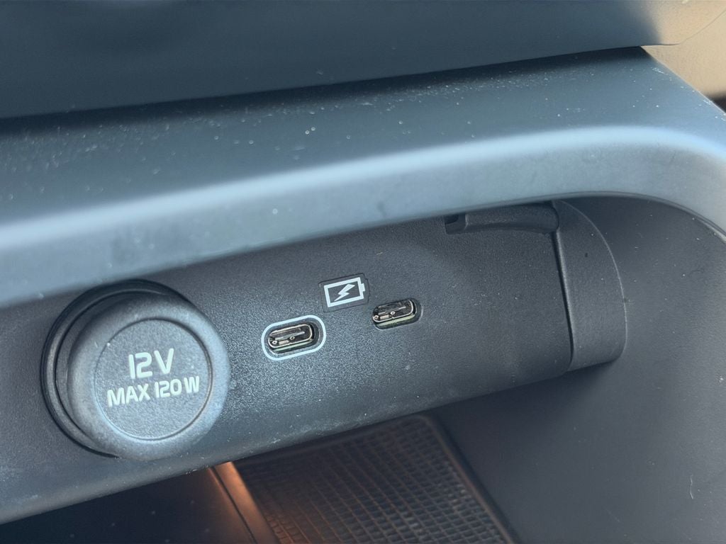 2023 Volvo XC40 Recharge Pure Electric Twin Plus