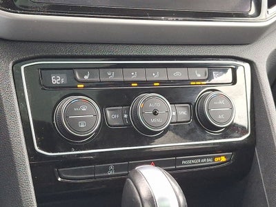 2022 Volkswagen Atlas Cross Sport 2.0T SE w/Technology