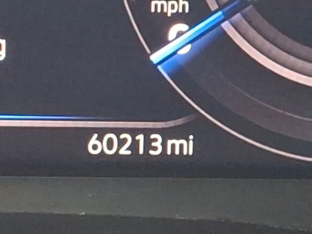 2022 Volkswagen Atlas Cross Sport 2.0T SE w/Technology