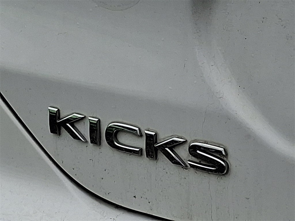 2021 Nissan Kicks S