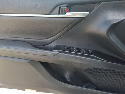 2018 Toyota Camry Hybrid XLE