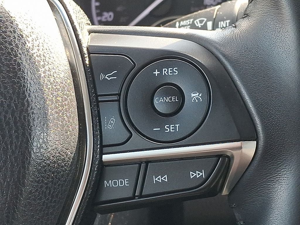2018 Toyota Camry Hybrid XLE