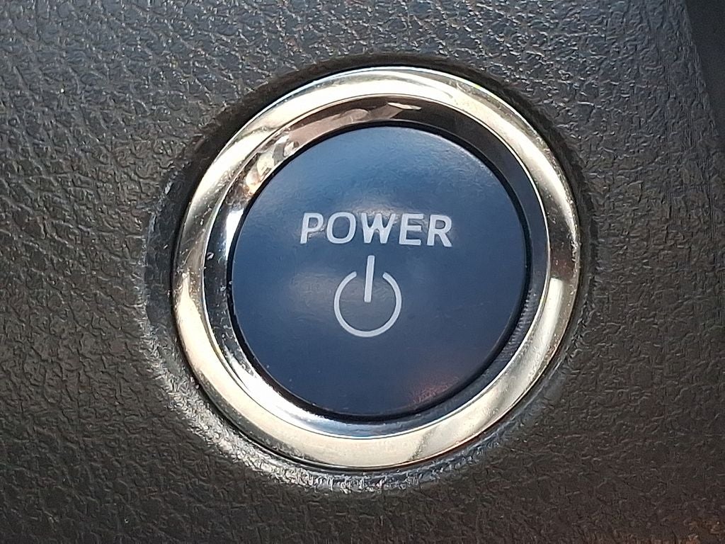 2018 Toyota Camry Hybrid XLE