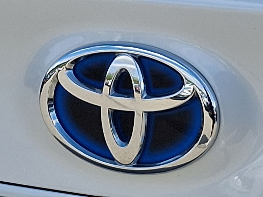 2018 Toyota Camry Hybrid XLE