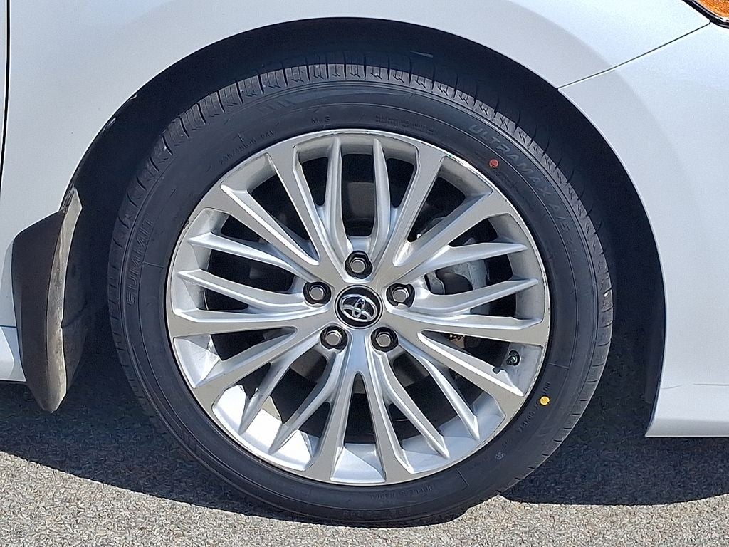 2018 Toyota Camry Hybrid XLE
