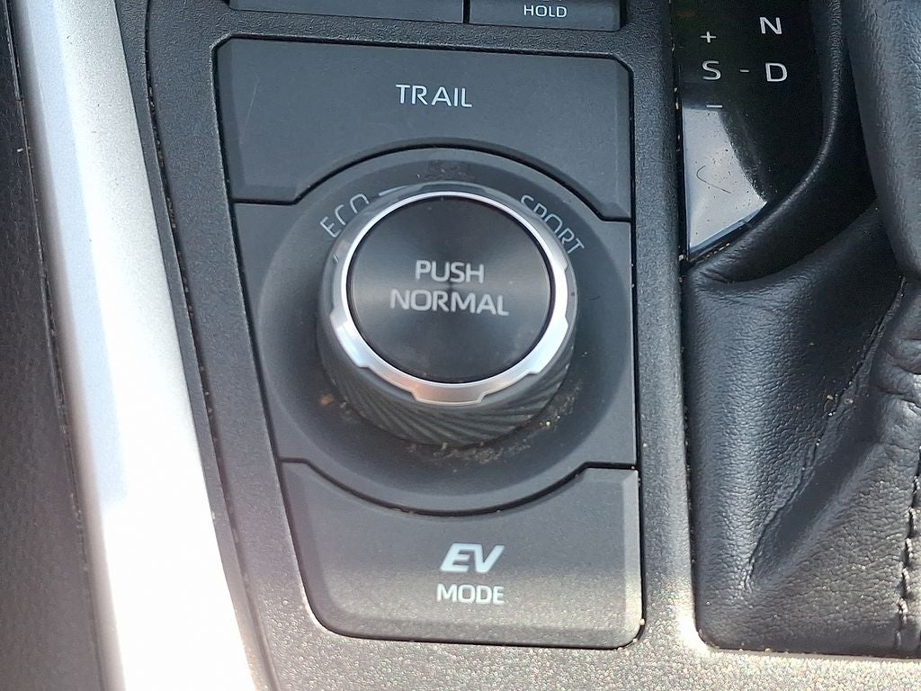 2023 Toyota RAV4 Hybrid LE