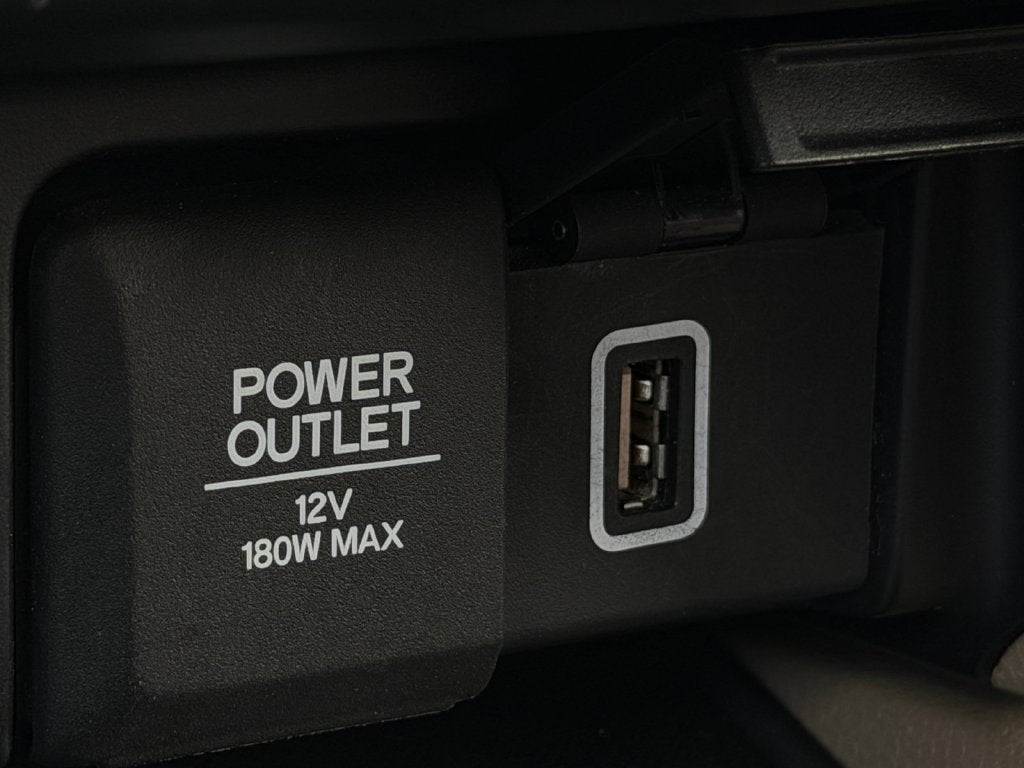 2022 Honda Pilot Touring 8 Passenger