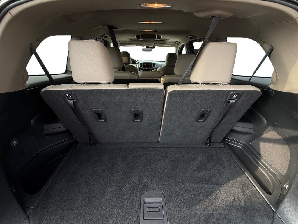 2022 Honda Pilot Touring 8 Passenger