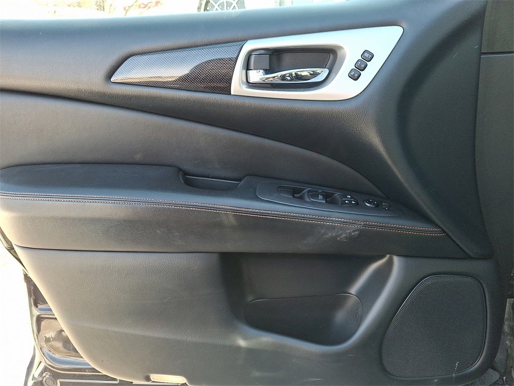 2020 Nissan Pathfinder SL Rock Creek