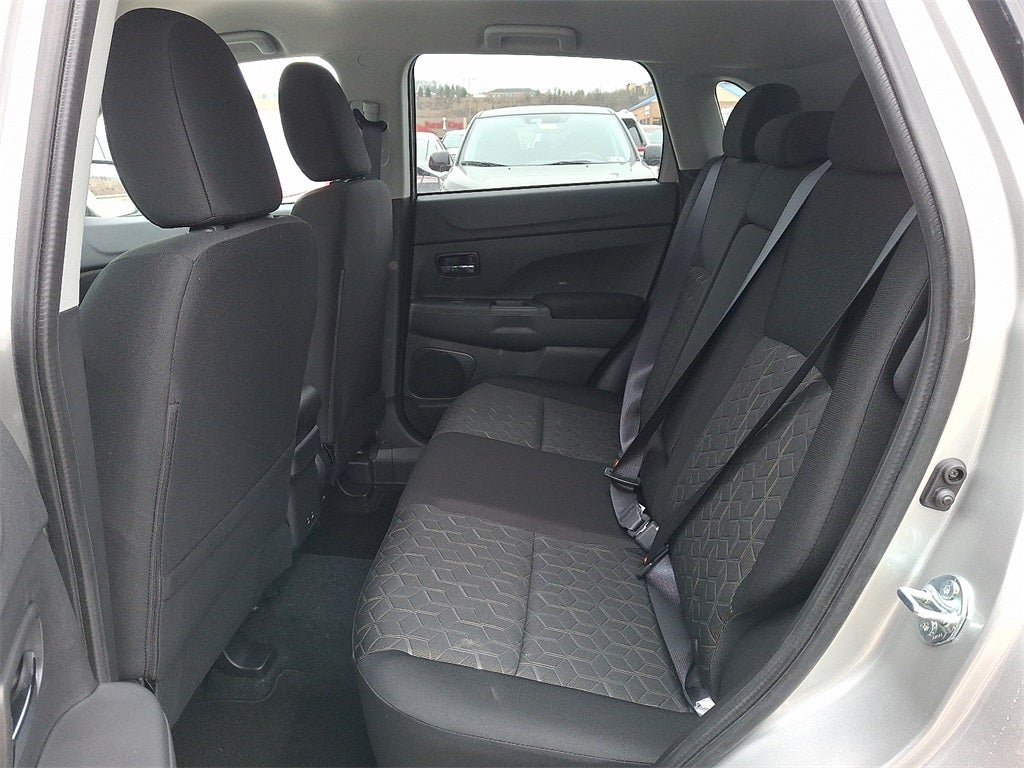 2026 Mitsubishi Outlander Sport 2.0 LE