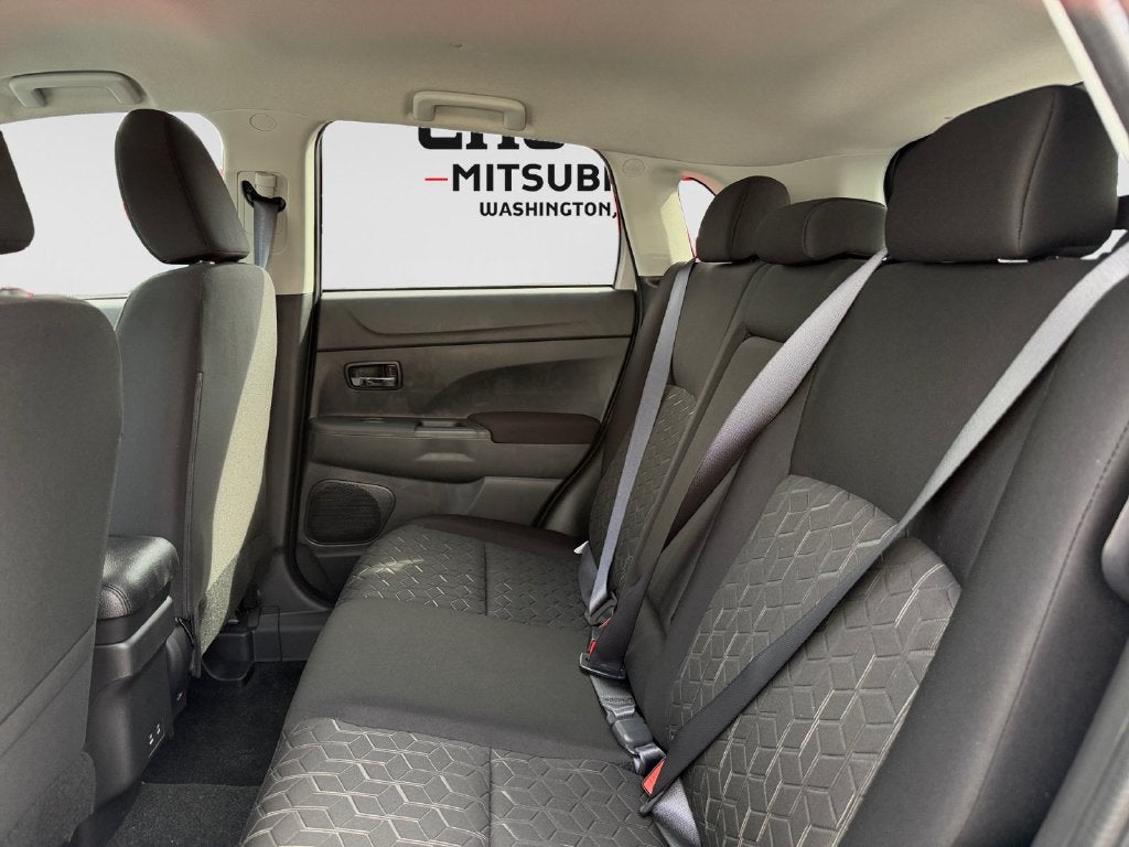 2027 Mitsubishi Outlander Sport 2.0 LE