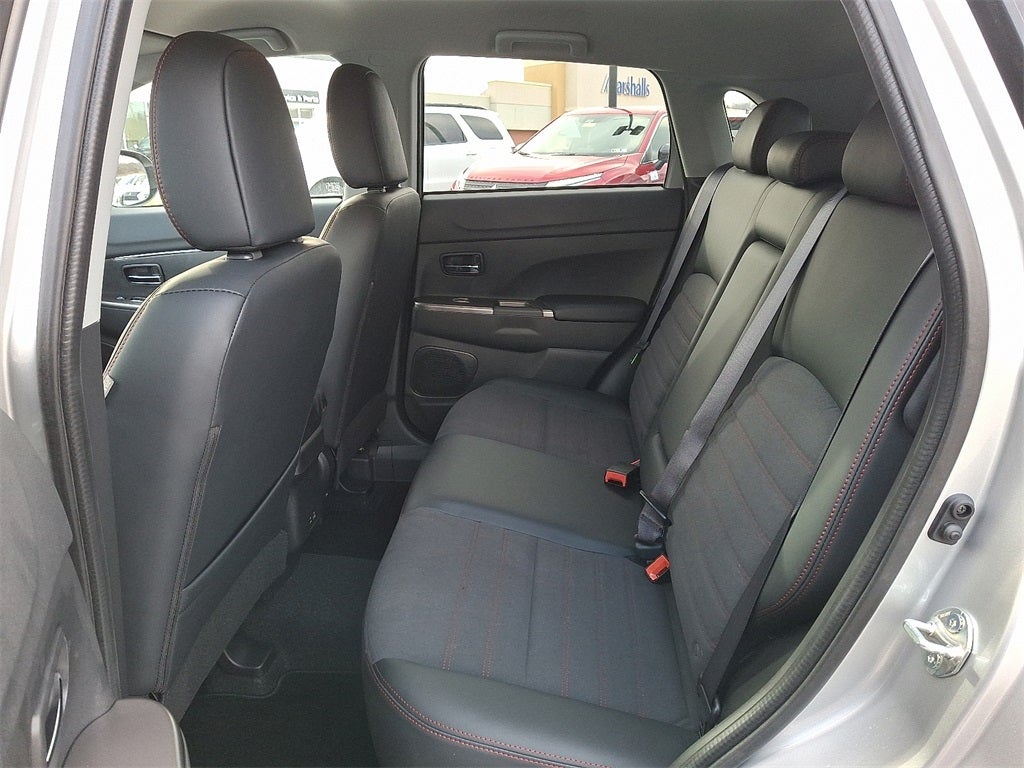 2025 Mitsubishi Outlander Sport 2.0 SE