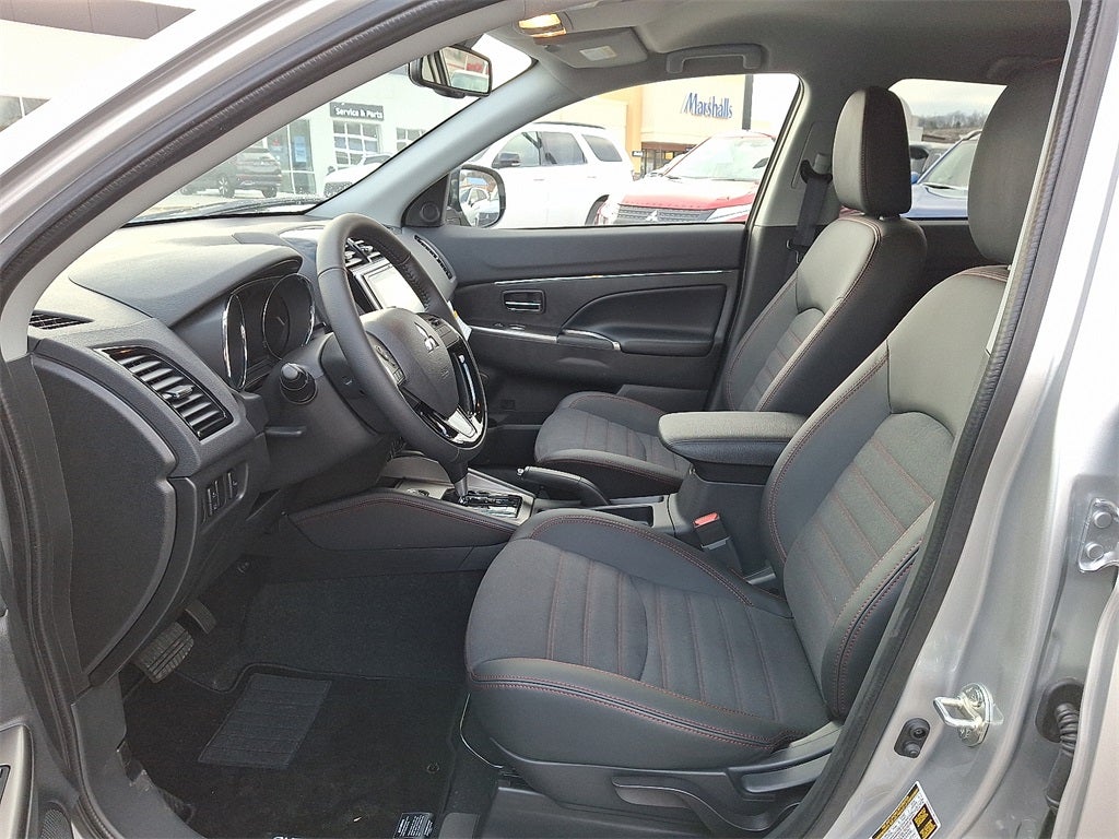 2025 Mitsubishi Outlander Sport 2.0 SE