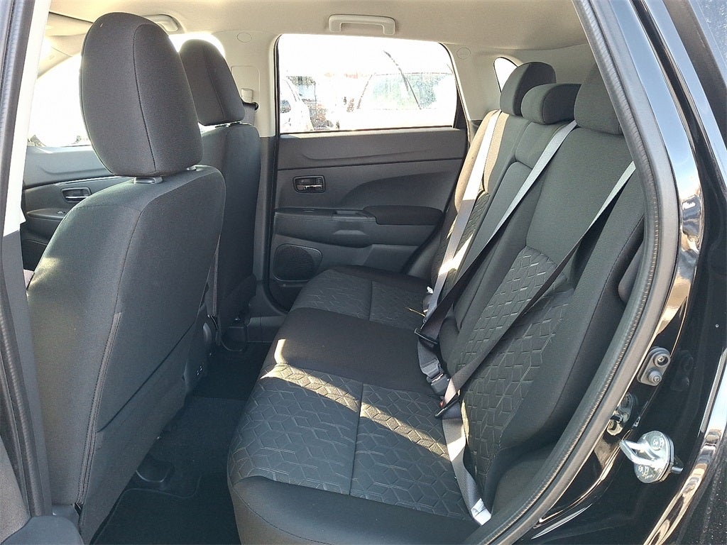 2026 Mitsubishi Outlander Sport 2.0 LE